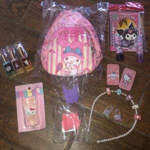 Hello kitty and friends beauty tools